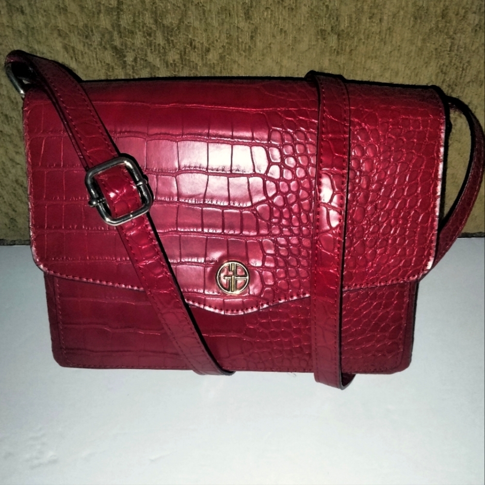 Giani Bernini (Red) Croc Embossed Multi Pocket Crossbody Bag (Great Condition